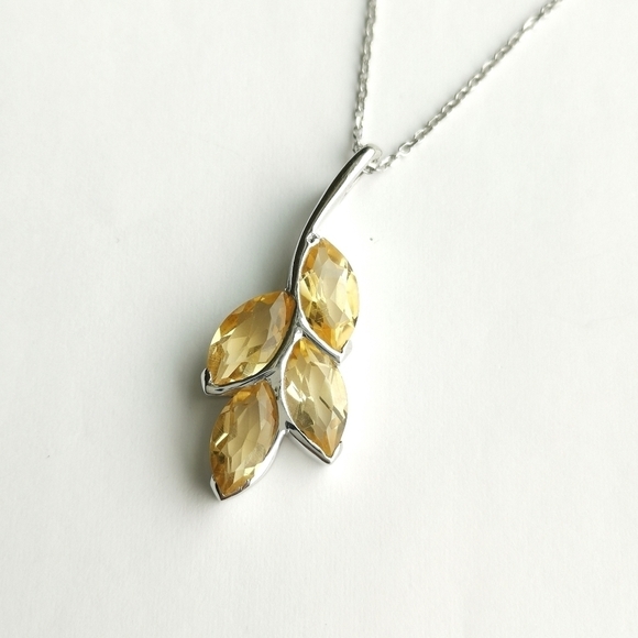 Citrine marquise cut pendant necklace leaves design 🆕 - Picture 2 of 9
